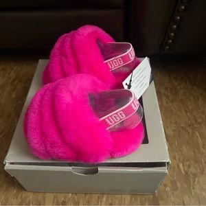 Ugg Fluff Yeah Slide Infant size 04/05